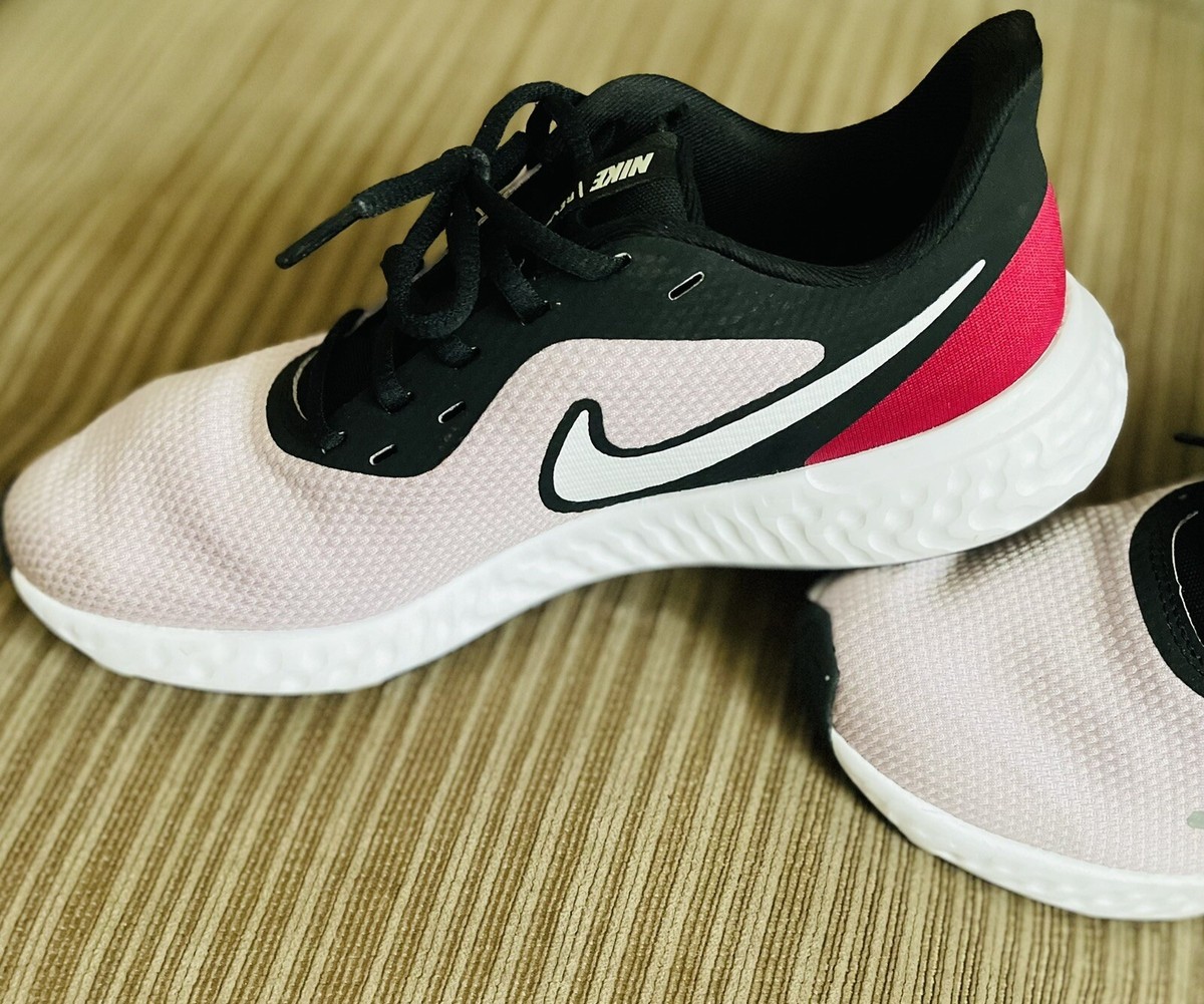 Nike Women's Revolution Iced Marathon Running Shoes Pink Size 10