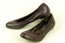 AGL / ATTILIO GIUSTI LEOMBRUNI / LUXURY BALLET IN DARK ORCHID NAPA / 38 / SUPERB