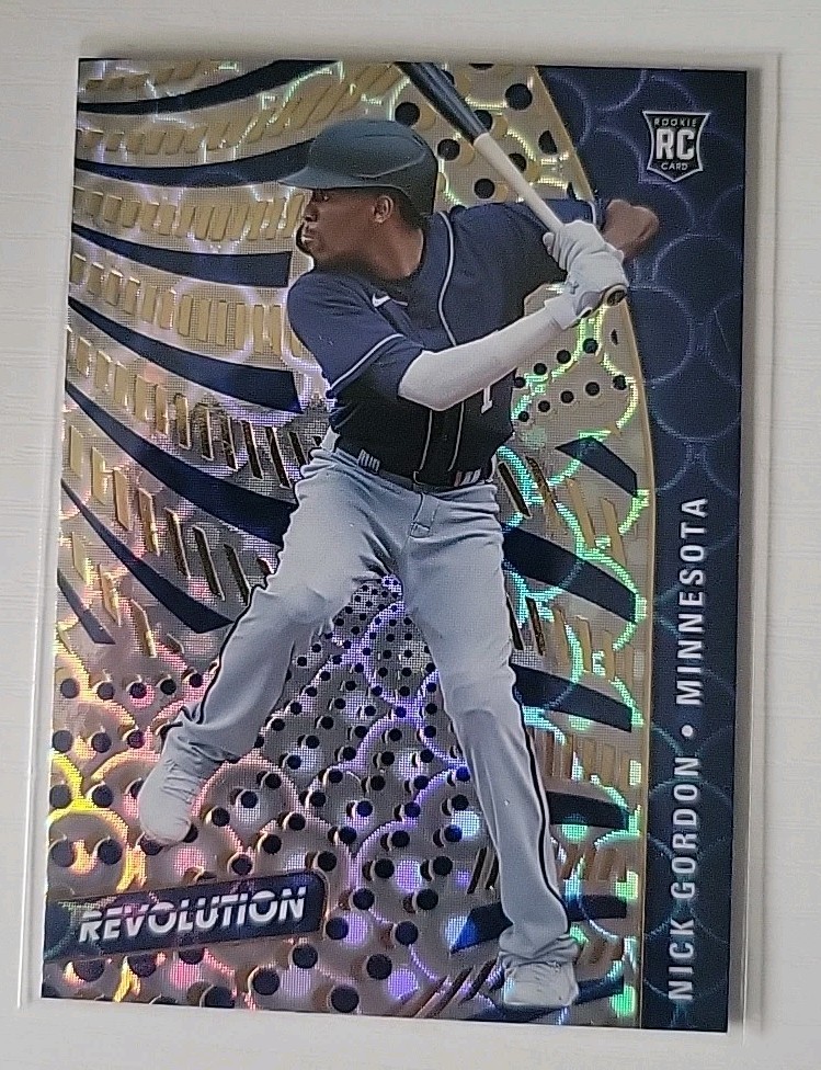 2021 Panini Chronicles - Revolution Groove #60 Nick Gordon (RC)