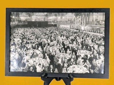 Vintage 1956 National Banquet 4-H  Club Congress Chicago Framed Photo 12'' x 8'' 