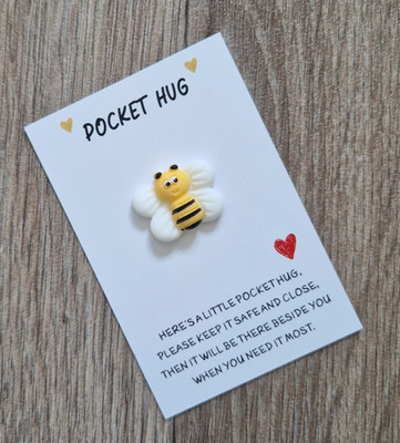 Biene Taschenumarmung Medaille Andenken Geschenk Familie Freund Tier süß Cartooon Kawaii