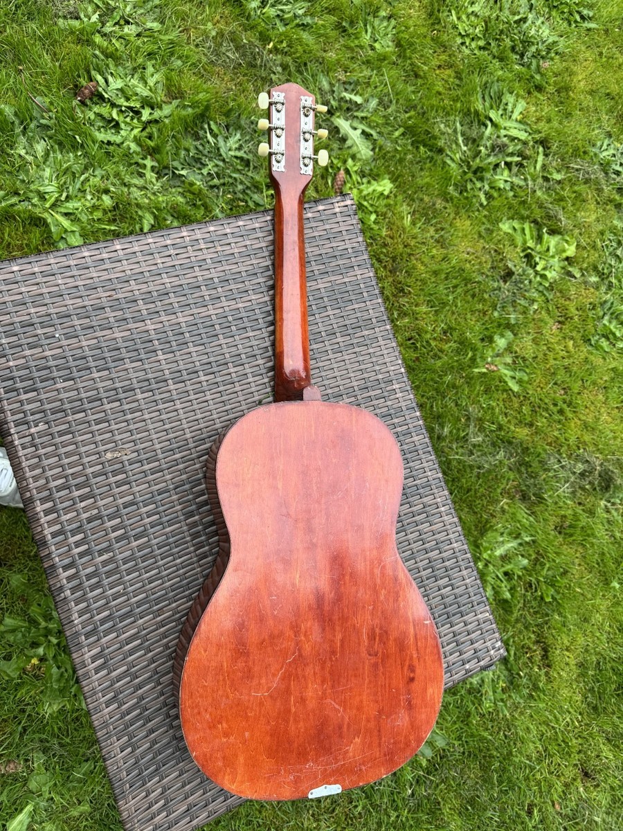 Regal Parlor 1920′-1930′ Acoustic Guitar