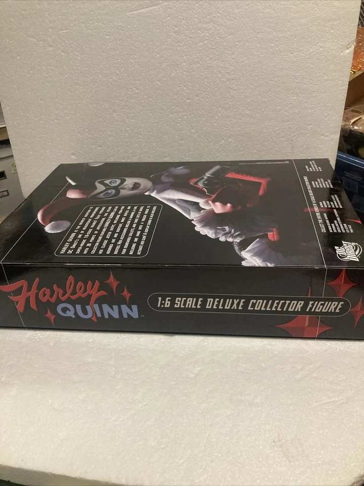 Figura de coleccionista Harley Quinn DC Direct escala 1:6 13" de lujo sellada de fábrica sin usar, en caja Foto 2 de 4