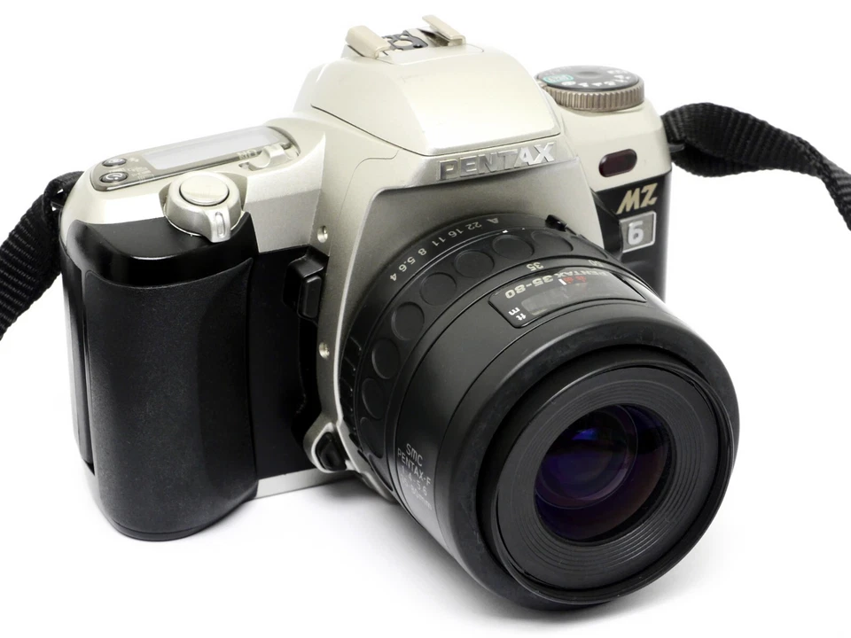 ✮ Pentax MZ-6 mit 35-80 & 80-200mm Objektiven #5194339 || vom Händler! - Bild 2 von 4