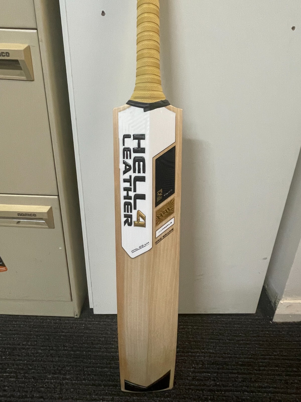 Hell4Leather Pro Grade Pro Cricket Bat eBay