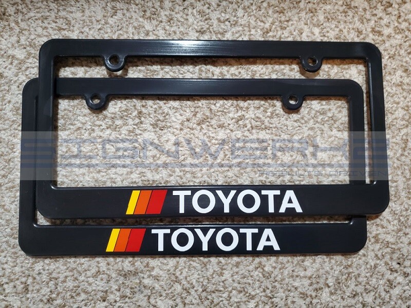 専用！！トリッピー様 Toyota Retro Stripes License Plate Frame Multi Color Toyota Red