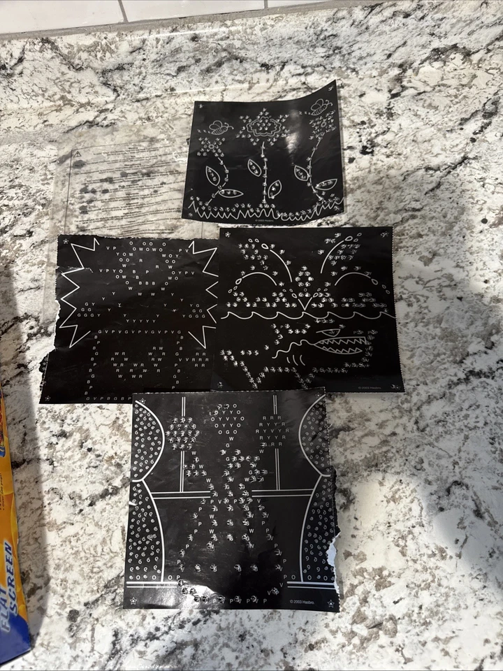 2003 Used Hasbro USA Lite Brite Blue/Yellow Kid’s Flat Screen With Box - Image 2 of 4