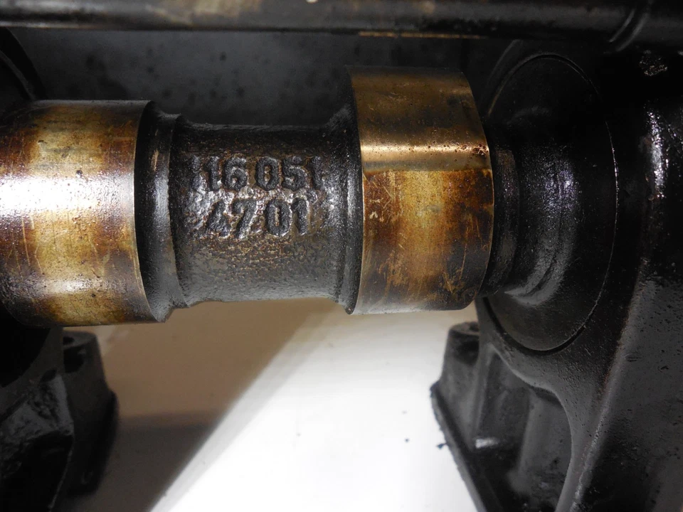 发动机凸轮轴右带塔 1160514701 72-75 梅赛德斯奔驰 R107 450SL 350SL — 第 2/4 张图片