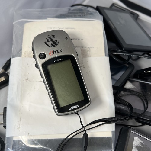 Garmin eTrex Legend Vista Nuvi Tom Tom Lot of 17 Untested For Parts - Picture 11 of 13