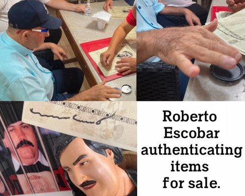 ⭐️ Pablo Escobar Tischfeuerzeug Platte Promi Artikel Al Capone True Crime - Bild 6 von 18