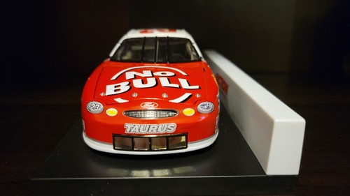 Action Diecast NASCAR 1:24 Jimmy Spencer #23 Winston No Bull 1999 Ford Taurus - Picture 6 of 8