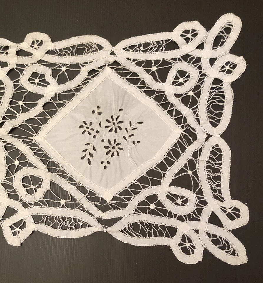 CENTRE DE TABLE NAPPERON COTON BRODERIE FAIT MAIN LINGE ANCIEN - Photo 4/4