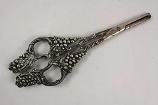 Antique Sterling Silver Repousse Grape Shears Scissors Vom Cleff & Co Germany