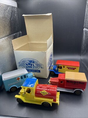 Reader's Digest Collector's Set Classic Trucks Newspaper Tanker Ambulance Bakery