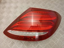 Mercedes-Benz E W213 Hintere Rechte Rückleuchte A2139068000
