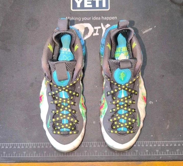 Tenis para hombre Nike Air Foamposite One PRM Weatherman 2013 Foto 2 de 4