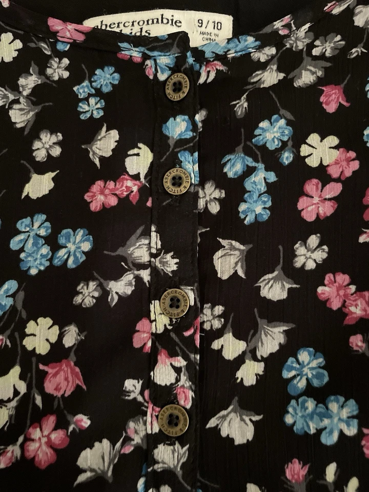 Nuevo sin etiquetas Vestido Niñas Abercrombie Niños Manga Larga Floral Volantes Capa Talla 9/10 Foto 4 de 4