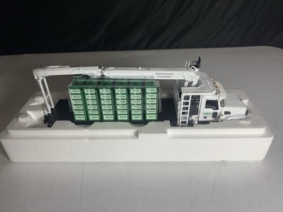 First Gear Mack Granite for Walsh Group Material Handler 1:34