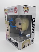 Julie Bowen "Modern Family" AUTOGRAPH Signed Claire 754 Funko Pop Figure C ACOA