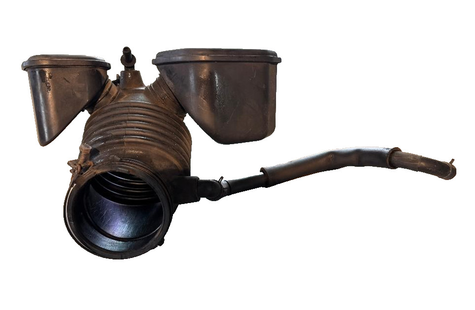 2011-2013 KIA SORENTO 3.5ltr AIR CLEANER BOX P/N 28140-1U100 GENUINE OEM USED