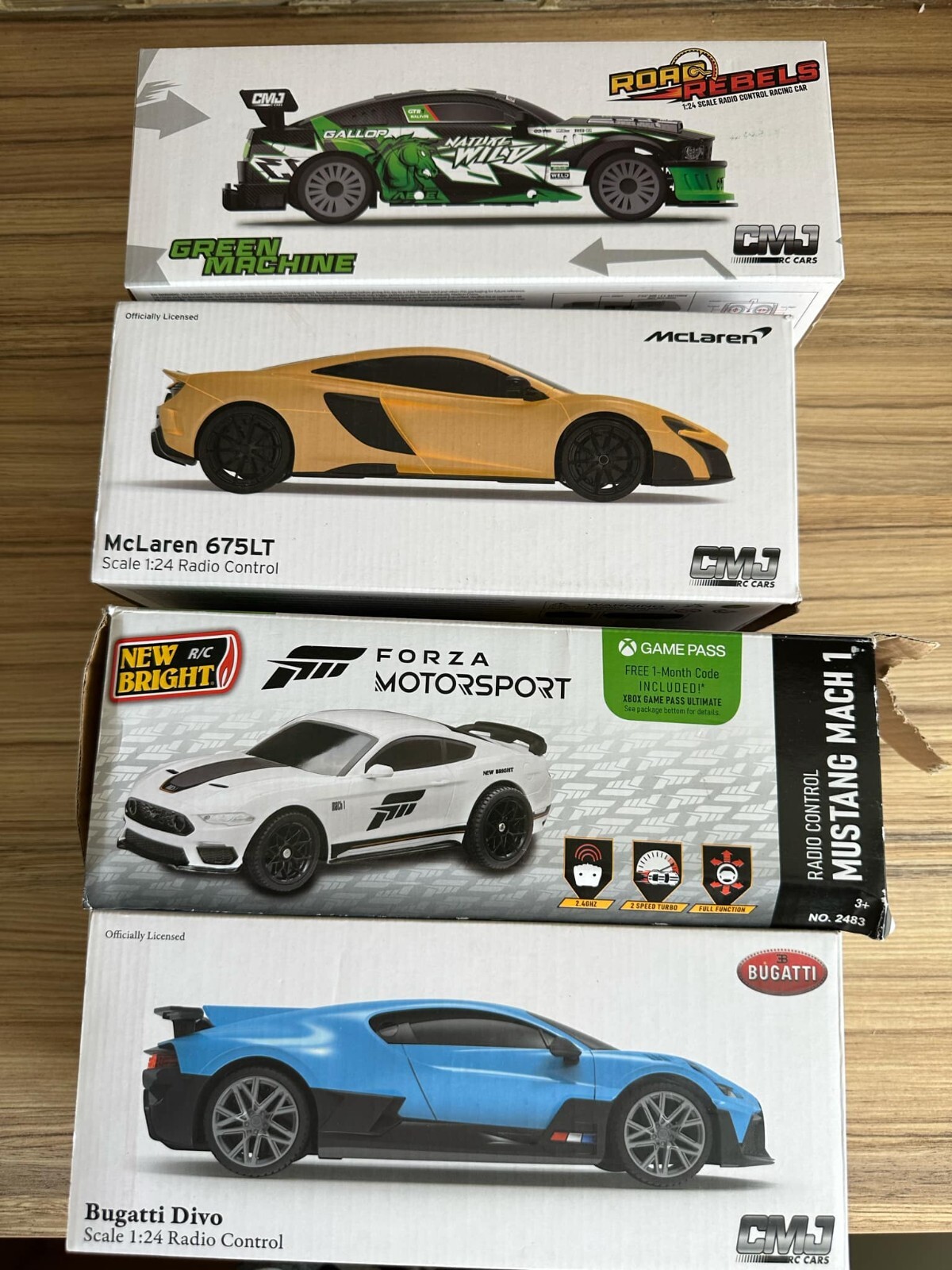 4 x CMJ RC Cars 1:24 Scale Bugatti Divo / Mustang/ McLaren / Green Machine -Read