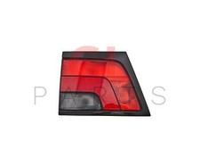 Feu arrière Peugeot 806