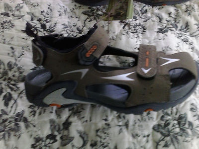 ECCO  Sandal GIRLS 13 M US 31 EU Brown Adjustable Hook & Loop Closures NWT $95