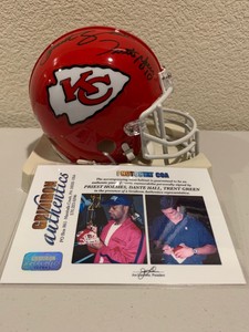 priest holmes autographed football