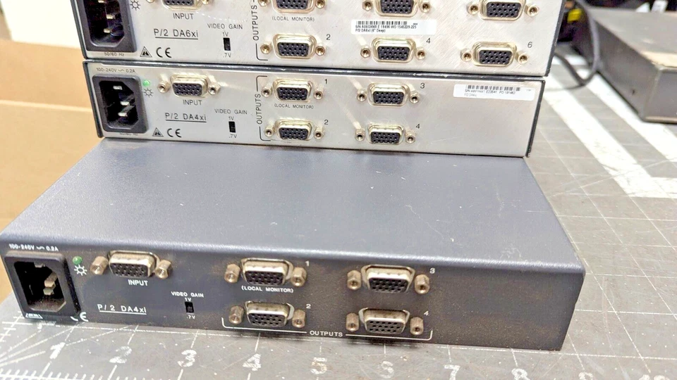 (3) Extron VGA Distribution Amplifiers P/2 DA6xi, P/2DA4x, P/2DA4xi [C6S4] - Image 3 of 4