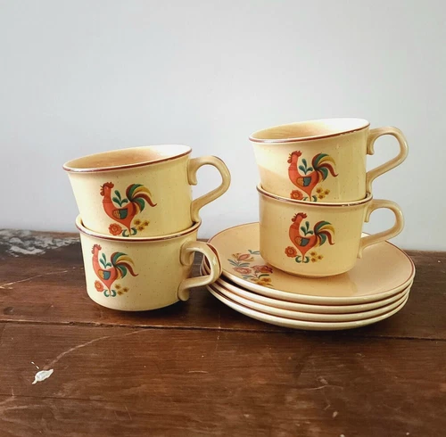 Taylor Smith Taylor Reveille Rooster Tea Cups and Saucers Set of 4