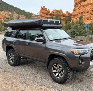 AluCab Shadow Awning 270 degree passenger side **mint new condition**