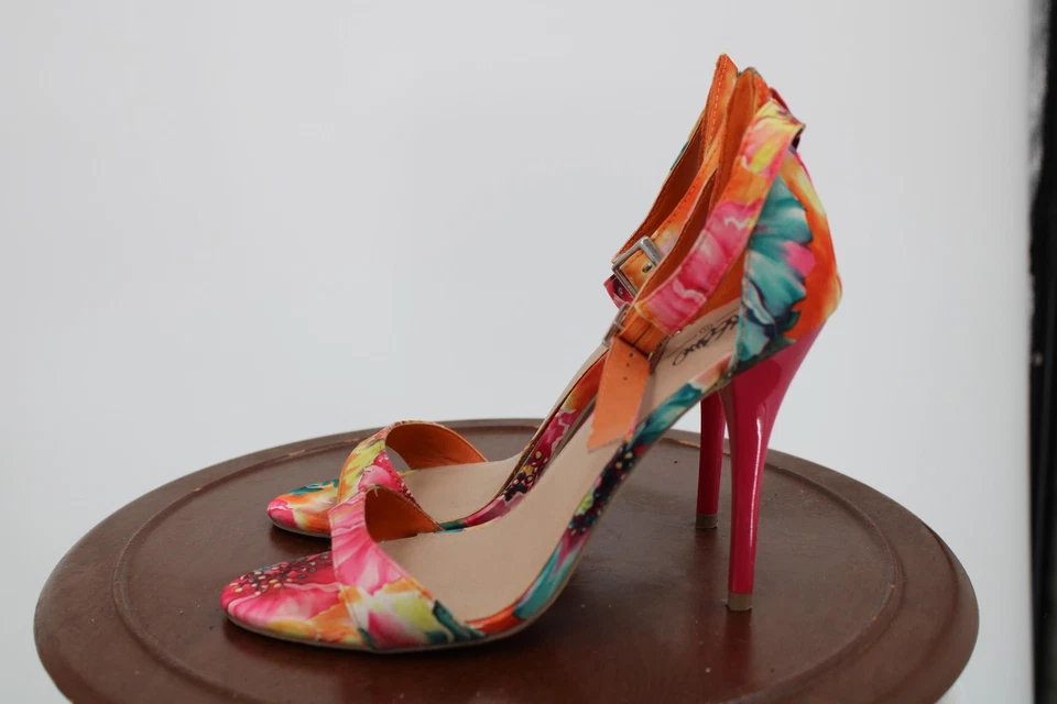 Mossimo Zapatos Mujer Talla 7.5 Multicolor Floral Correa al Tobillo Sandalias de Tacón Alto Foto 2 de 4
