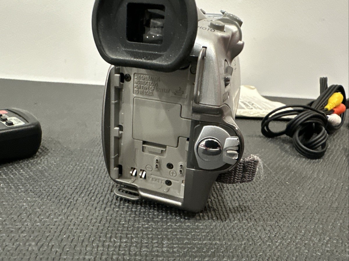 Canon ZR50MC MiniDV/SD Card Digital Camcorder Complete | eBay