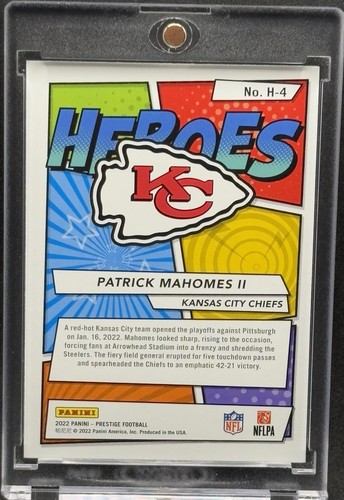 Patrick Mahomes RARO HOLO FOIL REFRACTOR TARJETA DE INVERSIÓN PANINI CHIEFS MVP COMO NUEVO - Imagen 2 de 2