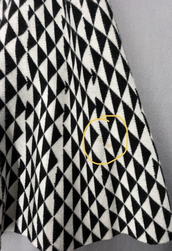 Carmen Marc Valvo Skirt S Black White Geo Flare Stretchy Preppy Schoolgirl - Picture 3 of 6