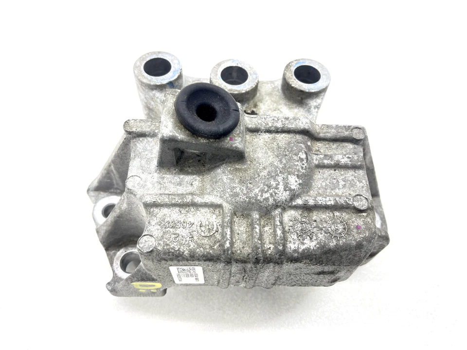 2017-2022 JEEP COMPASS RIGHT SIDE ENGINE MOTOR MOUNT INSULATOR BRACKET OEM - Image 4 of 4