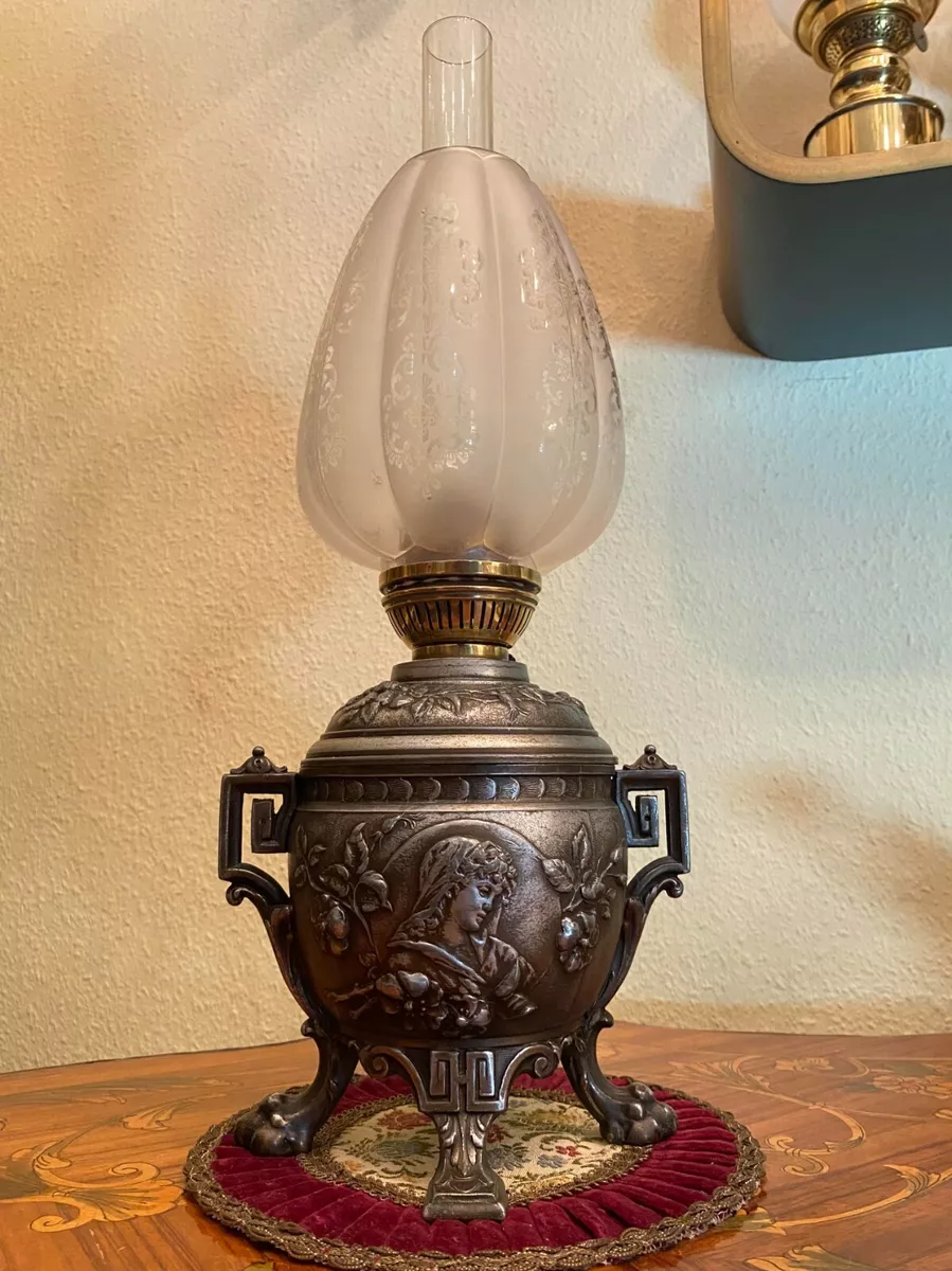 Antique Metal Kerosene Oil Lamp