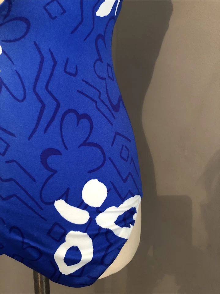 Винтажный 70-х Roxanne цельный купальник синий белый мод цветочный геометрический 32D XS/S США - Изображение 4 из 4