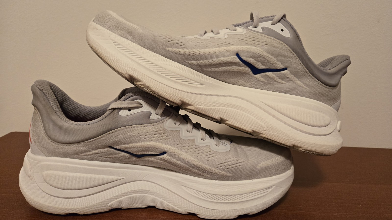 Hoka Bondi 9 COSMIC GRAY RUNNING SHOES MENS SZ 12 D VERY NICE!  thumbnail 6