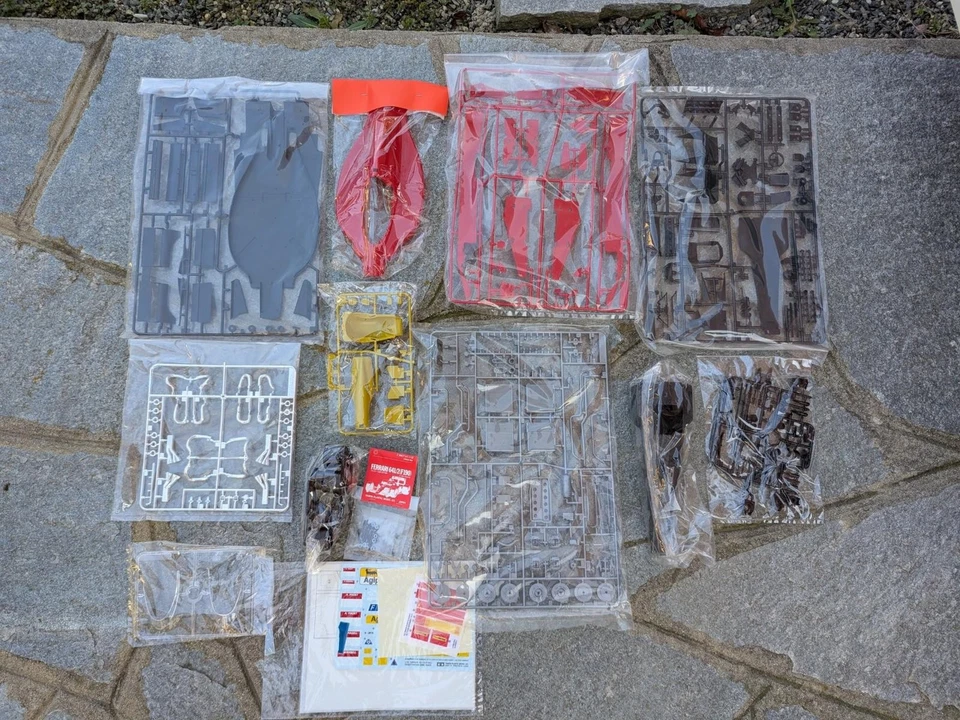 TAMIYA MODEL KIT FERRARI 641/2 F190 SCALA 1:12 CODICE 12027 VINTAGE NOS - Immagine 2 di 4