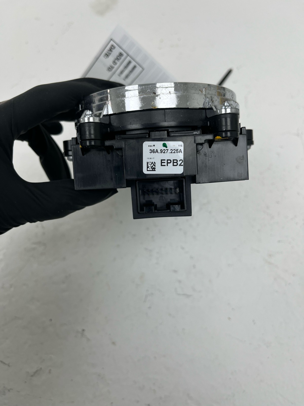 2015-2020 BENTLEY BENTAYGA Parking Brake Hazard Switch Shifter Bezel 36b927342