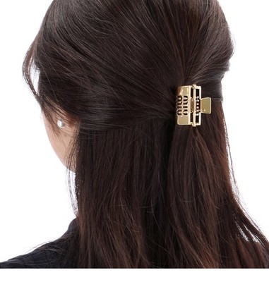 Riu Rose pearl hair clip Rちゃん Miu Miu Claw Hair Clip Set - Gold Hair Accessories