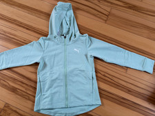 PUMA Sportjacke Gr. 140, mintgrün, neuwertig