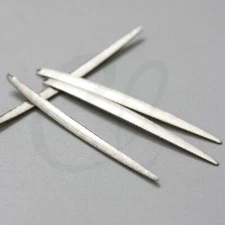 4 Pieces Antique Silver Plated Brass Long Curved Leaf Charm  (CW-3815C)