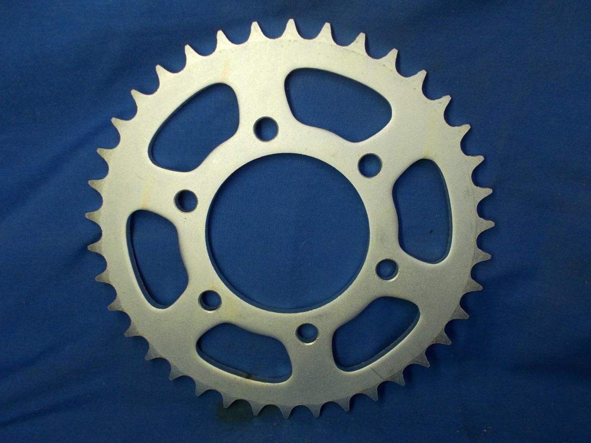Steel Rear Sprocket. 38t x 520. Fits Kawasaki o.e. 42041-1165