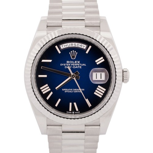 NEW 2026 PAPERS Rolex Day-Date President 40mm BLUE OMBRE 18K Gold 228239 BOX