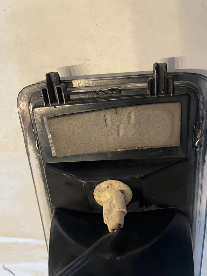 Luz intermitente delantera izquierda Cadillac DeVille Fleetwood 1989-1993 5975053 OEM Foto 3 de 4