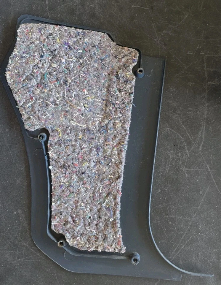 Chevy S10 Blazer GMC S15 1986-93 Sonoma Jimmy lado del conductor bisagra delantera pilar moldura Foto 3 de 4