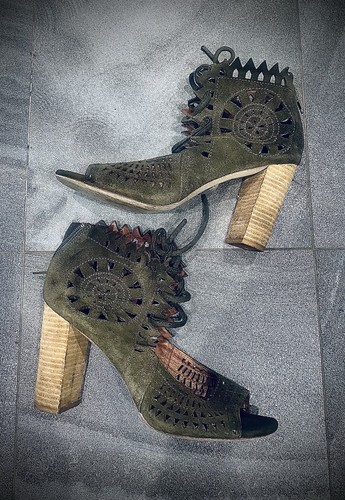 Women’s Jeffrey Campbell "Free Love" Suede Lace-Up Booties Olive Green Size 9