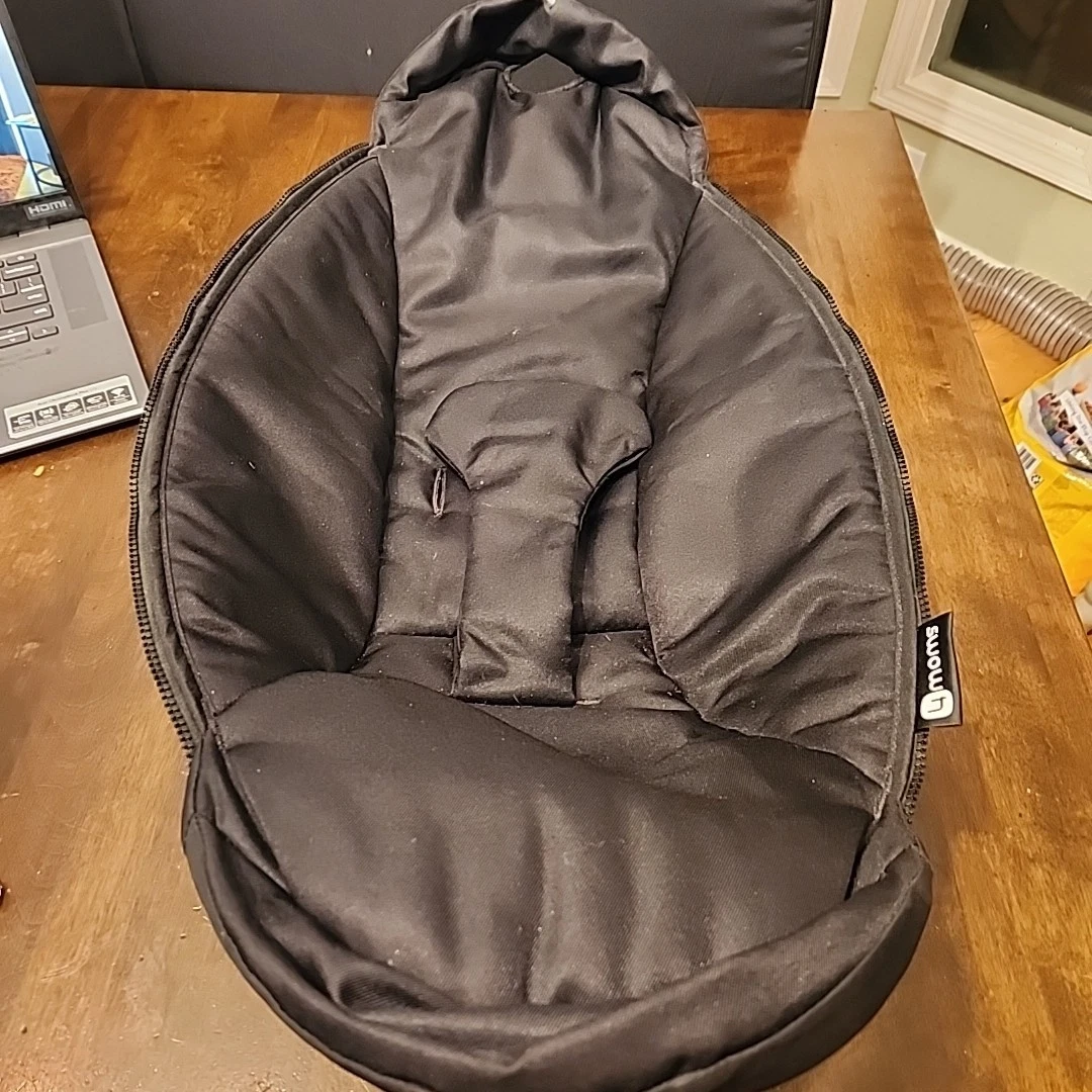 MamaRoo Zip On Seat Black Cover Infant Baby Cloth Replacement Insert 4moms
Opens in a new window or 